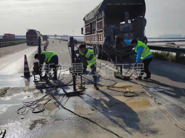 公路鉆孔施工