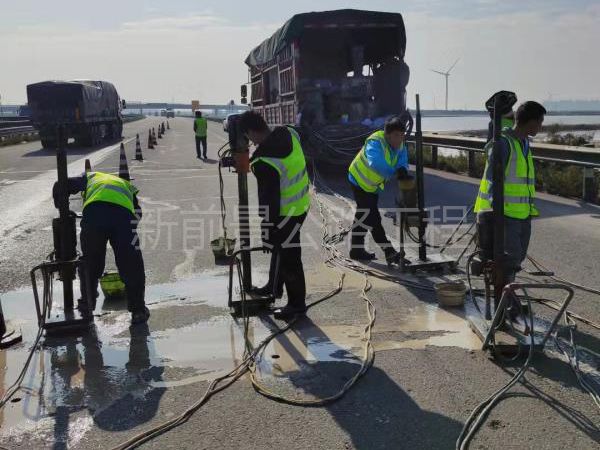公路鉆孔施工